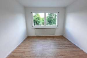 Frisch renovierte 3 R Whg mit Balkon und Wanne  – Löwenhainer Straße 26, 1279 Tolkewitz/Seidnitz-Nord, Dresden – Vorschaubild 3