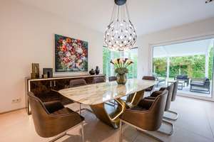 Stilvolle Bauhausvilla || Premiumlage || Spa-Bereich || Wärmepumpe – Die vollständige Adresse der Immobilie erhältst du vom Anbieter., 50859 Widdersdorf, Köln – Vorschaubild 5