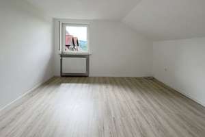 Modernisierte Doppelhaushälfte mit viel Platz und Garage
in Kunreuth-Weingarts – Die vollständige Adresse der Immobilie erhältst du vom Anbieter., 91358 Kunreuth – Vorschaubild 13