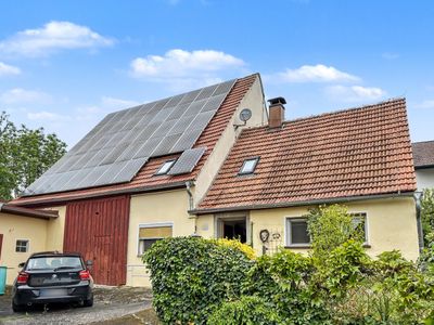 Einfamilienhaus in Gerolfingen inkl. Scheune und Garten direkt am Hesselberg
