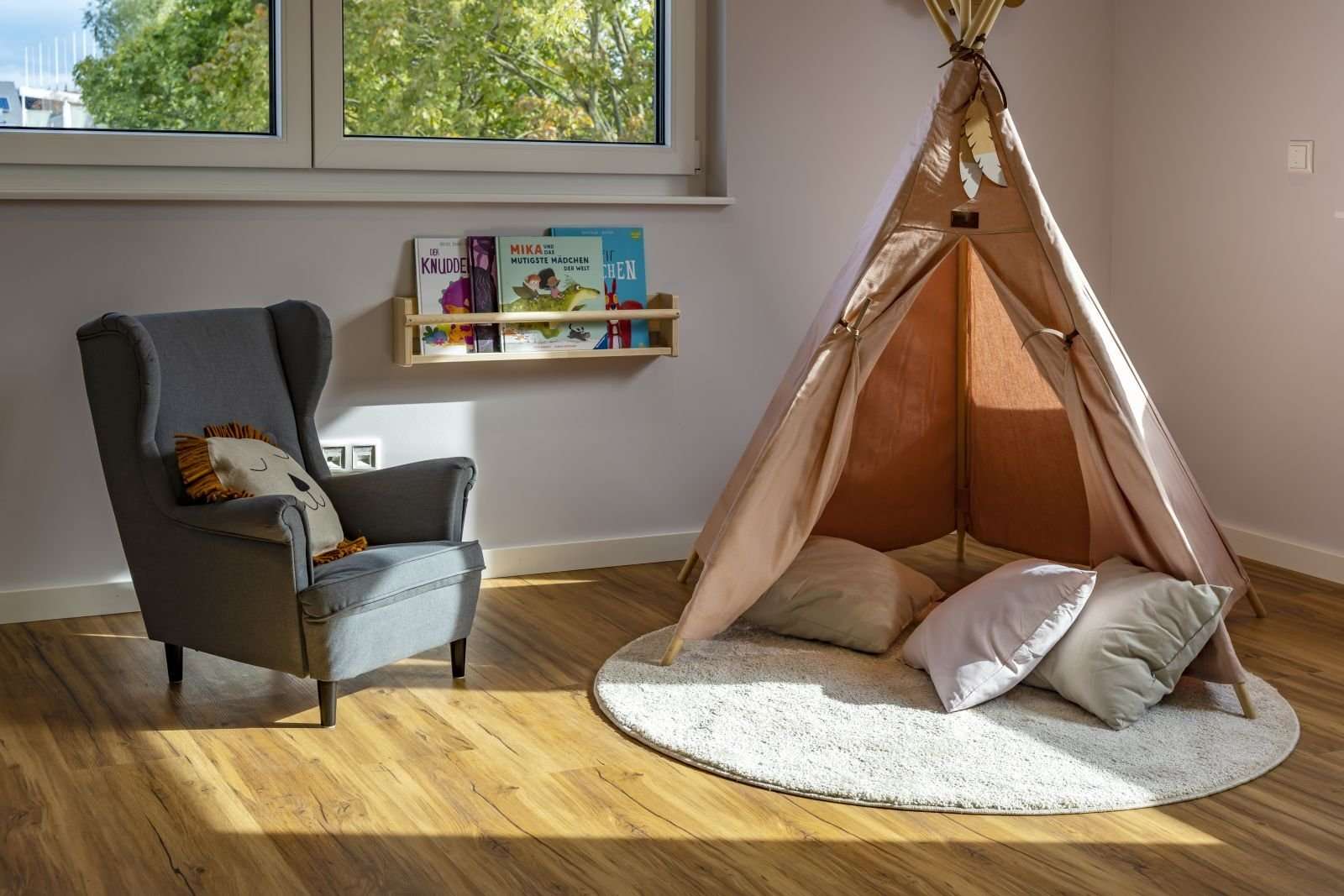 Immobilie in Eitelborn - Inkl. Grundstück mit Vollunterkellung mit Traumblick ins Grüne*KfW300* - Bild 0