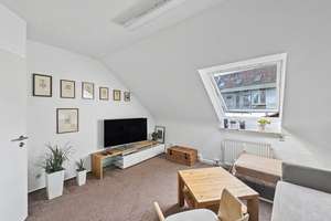 Heidelberg-Rohrbach: Schicke 4-Zimmer-Dachgeschosswohnung mit unverbaubarem Blick auf den Boxberg – Die vollständige Adresse der Immobilie erhältst du vom Anbieter., 69126 Rohrbach, Heidelberg – Vorschaubild 9