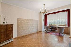 Charmantes Reihenmittelhaus mit Garten in ruhiger Lage von Essen-Bochold – Die vollständige Adresse der Immobilie erhältst du vom Anbieter., 45355 Bochold, Essen – Vorschaubild 3