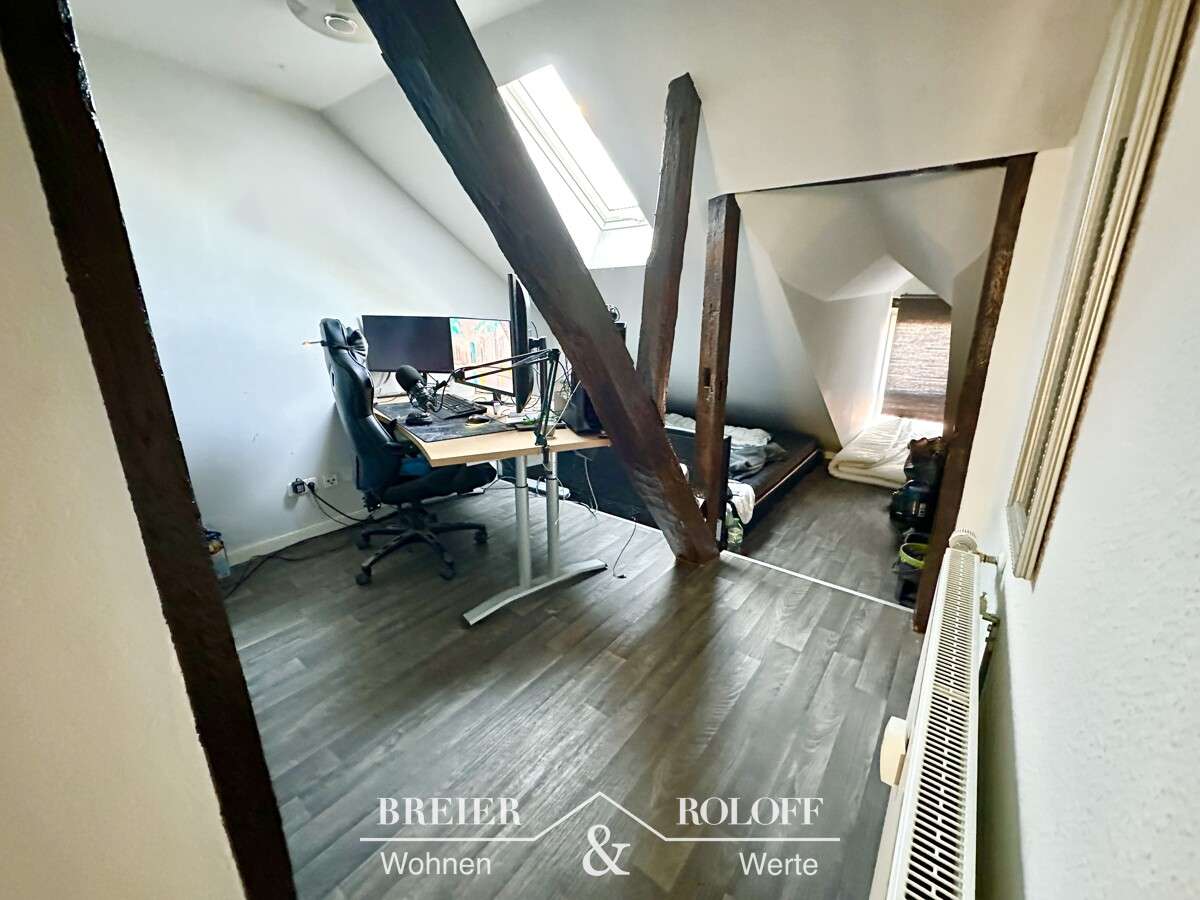 Immobilie in Bückeburg - Dreiparteienhaus in Innenstadtlage von Bückeburg - Bild 0