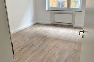 Krefeld - Zentrum, gepflegtes und solides Mehrfamilienhaus zzgl. Garagen u. Stellplätze – Die vollständige Adresse der Immobilie erhältst du vom Anbieter., 47798 Stadtmitte, Krefeld – Vorschaubild 10