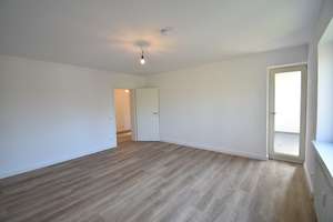 Frisch renoviert! Ideal geschnittene 3-Zimmer-Wohnung mit 2 Balkonen  – Paul-Bonatz-Straße 27, 40595 Garath, Düsseldorf – Vorschaubild 6