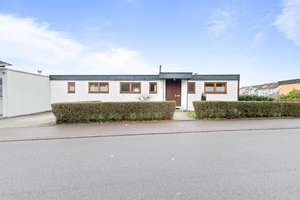 Ein- oder Zweifamilienhaus? Hier ist beides möglich. – Die vollständige Adresse der Immobilie erhältst du vom Anbieter., 71083 Herrenberg – Vorschaubild 39