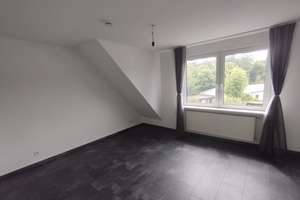 Gepflegte ruhige 3,5-Zimmer Dachgeschosswohnung in Oberhausen-Buschhausen – Die vollständige Adresse der Immobilie erhältst du vom Anbieter., 46149 Buschhausen, Oberhausen – Vorschaubild 5