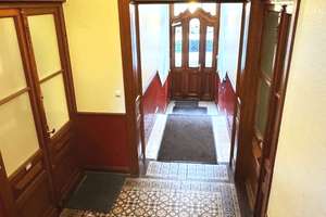 Es muss einfach Altbau mit Charme sein! – Die vollständige Adresse der Immobilie erhältst du vom Anbieter., 65183 Westend / Bleichstraße, Wiesbaden – Vorschaubild 3