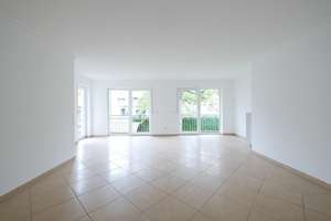 Großzügige renovierte 4-Zimmer-Wohnung mit 2 Bädern, Balkon & EBK in Schloß Neuhaus – Almering 5, 33104 Schloß Neuhaus, Paderborn – Vorschaubild 6
