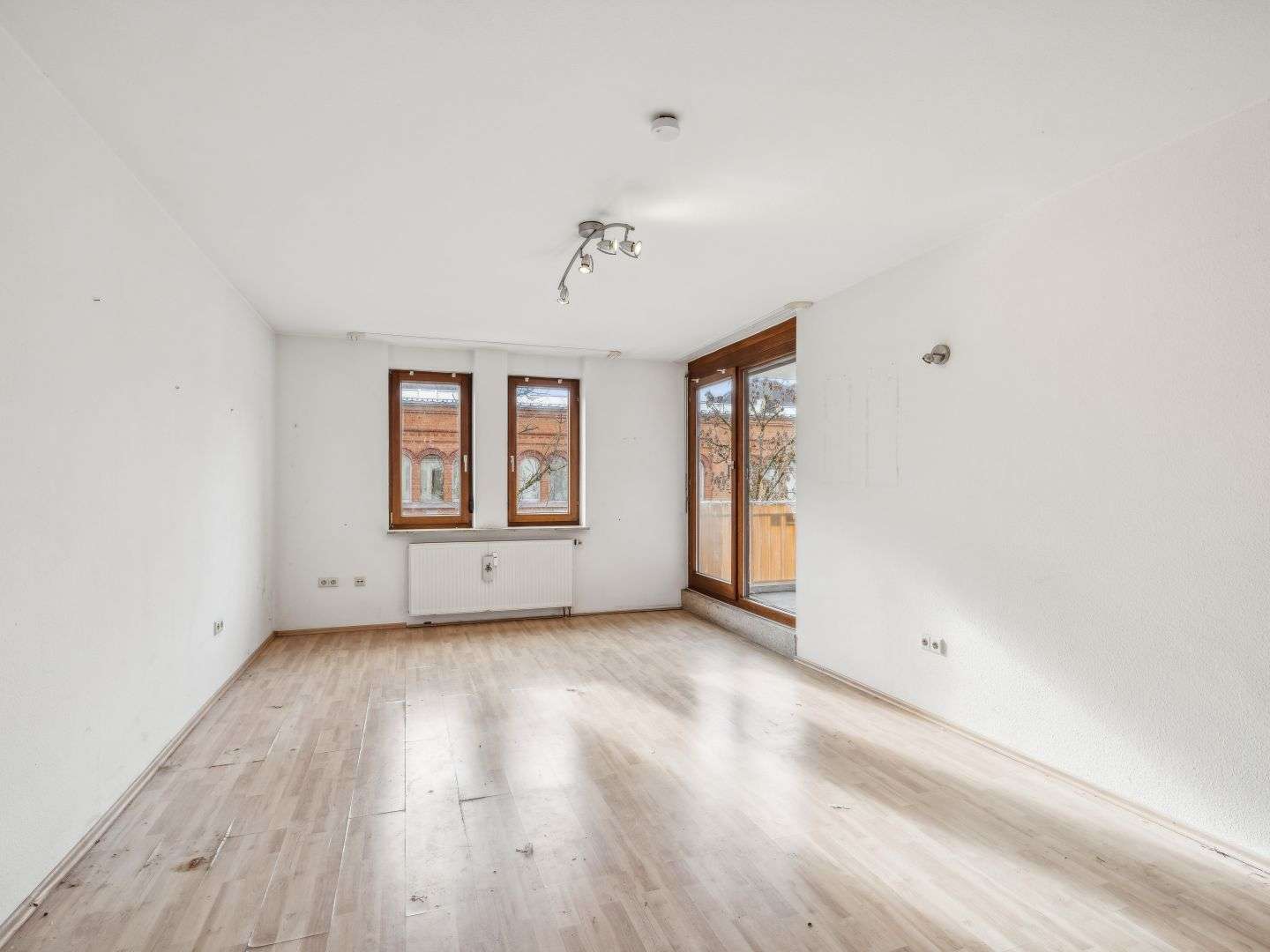 Immobilie in Lichtenstein - Attraktive 2-Zimmer-Eigentumswohnung mit Tiefgaragen-Stellplatz in ruhiger Wohnlage in Lichtenstein - Bild 0