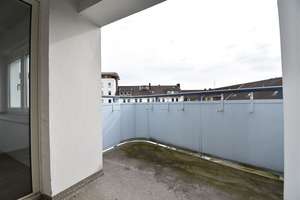 Renoviert! Geräumige 3-Zi-Altbau-Whg mit Balkon in Oberhausen – Langemarktstraße 20, 46045 Altstadt-Mitte, Oberhausen – Vorschaubild 10