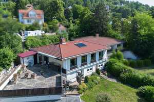 Attraktives Einfamilienhaus mit Einliegerwohnung in toller Lage von Coburg! – Coburg – Vorschaubild 2
