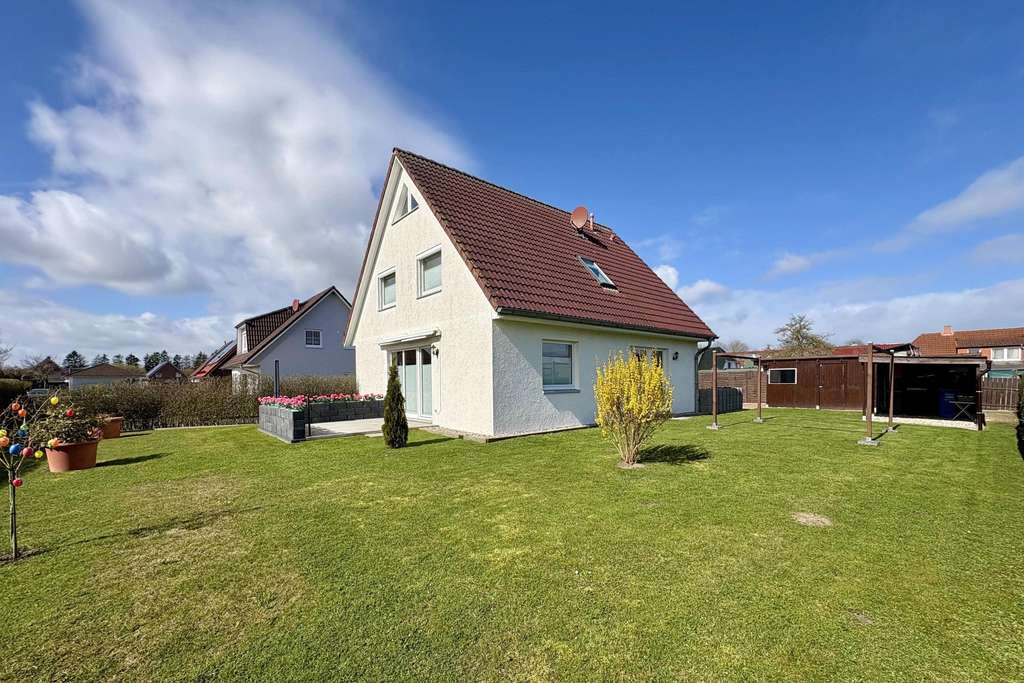 Immobilie in Dassow - Einfamilienhaus auf Erbpachtgrundstück mit Kaufoption – gepflegt & sofort bezugsbereit - Bild 1