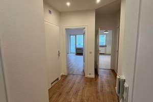 Frisch renovierte 2-Zimmer-Wohnung mit guter Raumaufteilung und Balkon in zentraler Lage – Charlottenstr. 4, 40210 Stadtmitte, Düsseldorf – Vorschaubild 9