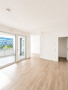 Westviertel: 4-Raum Wohnung mit offener Küche und  Balkon