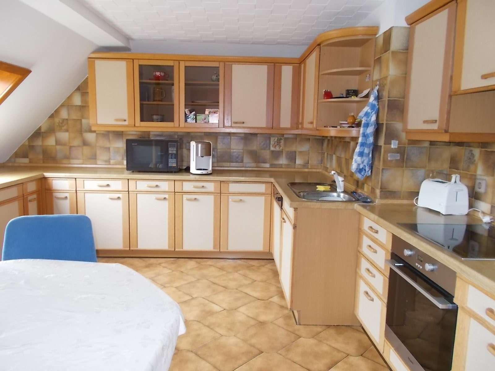 Immobilie in Grebenhain - Familienhaus mit Nebengebäuden + Flächen in Grebenhain-Hartmannshain - Bild 0