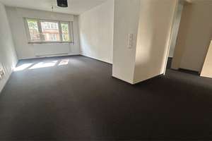 3 Zimmerwohnung mit EBK und Garage zum Kauf – Die vollständige Adresse der Immobilie erhältst du vom Anbieter., 70372 Cannstatt-Mitte, Stuttgart – Vorschaubild 2