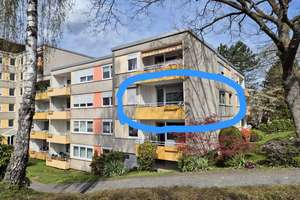Helle 3 Zimmer-Wohnung in Siegen mit 81 m² Wohnfläche – Zur Zinsenbach 37, 57076 Weidenau, Siegen – Vorschaubild 1