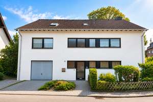 Freistehendes Einfamilienhaus mit  Ausbaupotenzial in Bestlage von Würselen (provisionsfrei)