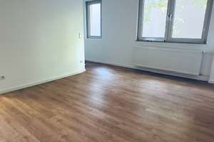 Sanierte 1 Zimmerwohnung im Westend, mit Duschbad und kleiner Einbauküche – 60323 Westend-Süd, Frankfurt am Main – Vorschaubild 2