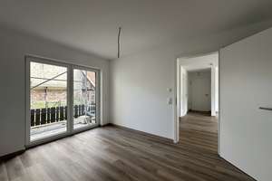 Erstbezug mit Terrasse & Balkon | 3 Zimmer, Aufzug & Garage in Friolzheim – 71292 Friolzheim – Vorschaubild 5