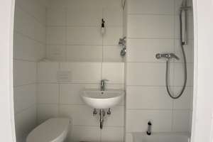 Super schöne Wohnung für Einsteiger - Direkt gegenüber der "Kleinen Schwimmhalle"! – Steffelbauerstraße 3, 12459 Oberschöneweide, Berlin – Vorschaubild 5