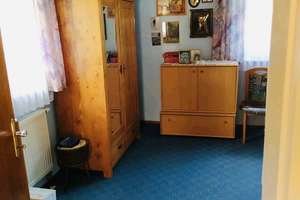 Gemütliches Einfamilienhaus mit großem Grundstück in ruhiger Lage von Zwiesel – Bayerischer Wald – Die vollständige Adresse der Immobilie erhältst du vom Anbieter., 95227 Zwiesel – Vorschaubild 4
