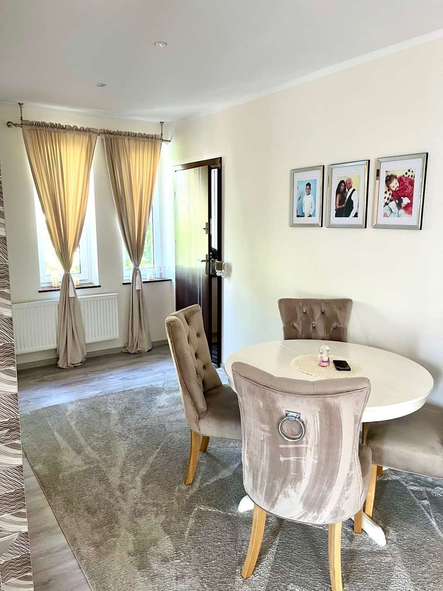 Immobilie in Radebeul - Haushälfte zur Selbstnutzung - PLUS Kapitalanlage in Radebeul (3 bereits sanierte Wohnungen!) - Bild 0