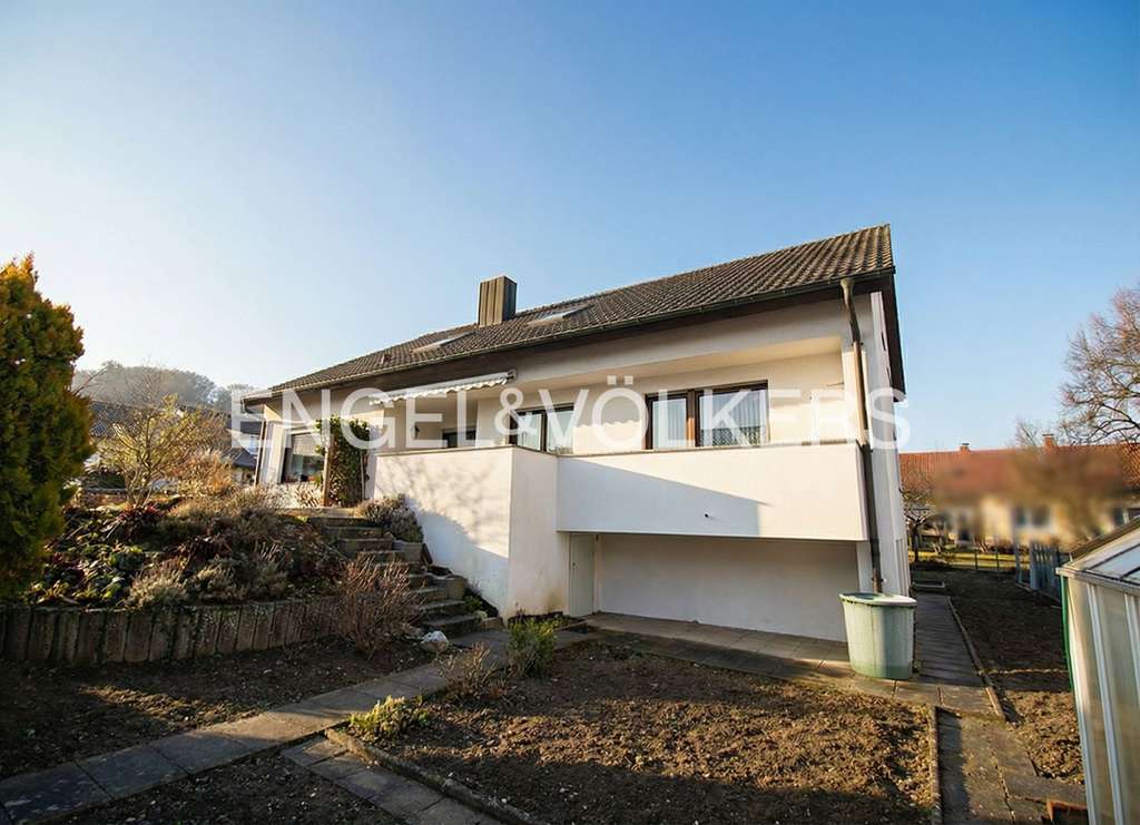 Immobilie in Bad Schussenried - Schönes Haus mit Einliegerwohnung in bester Wohnlage - Bild 1