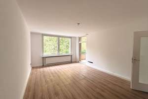 Renovierte 4-Zimmer-Wohnung mit Balkon in Wuppertal  – Hesselnberg 25, 42285 Barmen, Wuppertal – Vorschaubild 3