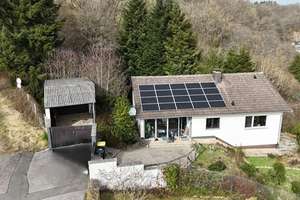 Freistehendes Einfamilienhaus mit Einliegerwohnung, großem Waldgrundstück &Talblick in sonniger Lage – Die vollständige Adresse der Immobilie erhältst du vom Anbieter., 53937 Schleiden – Vorschaubild 4