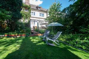 Großzügiges Familienhaus mit 3 Wohnebenen, 730 m² Garten, Wintergarten & Garage in Berlin-Mariendorf – Die vollständige Adresse der Immobilie erhältst du vom Anbieter., 12107 Mariendorf, Berlin – Vorschaubild 13