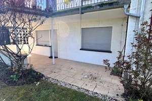 Charmante 2-Zimmer-Wohnung im Erdgeschoss/Souterrain mit großer Terrasse und Blick ins Grüne! – Zugspitzstraße 5, 65199 Dotzheim, Wiesbaden – Vorschaubild 3