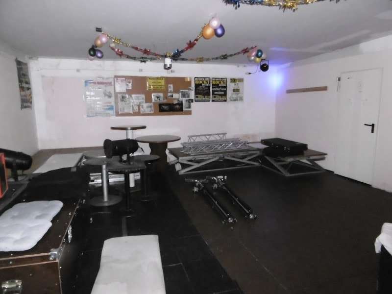 Immobilie in Buseck - MFH mit Gewerbeeinheiten in Buseck - Beuern - Bild 0