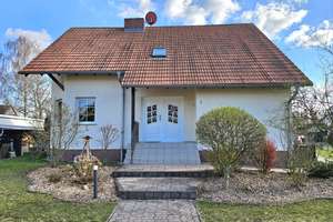 Geräumiges 7-Zimmer-Haus in Bernsdorf – Mittelstrasse 3, 2994 Bernsdorf – Vorschaubild 1