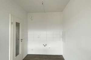 Hier lässt es sich Wohnen - 4-Zimmer-Wohnung mit Balkon! – Richard-Zimmermann-Str. 7, 7747 Neulobeda, Jena – Vorschaubild 4
