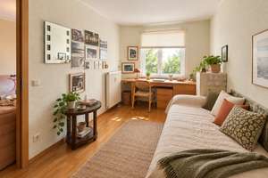 Erdgeschosswohnung in Bilk mit Garten und PKW Stellplatz – 40221 Bilk, Düsseldorf – Vorschaubild 3