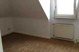 Modernisierte 2-Raum-Dachgeschosswohnung mit Einbauküche in Wuppertal – Franzenstrasse 4, 42105 Wuppertal – Vorschaubild 6