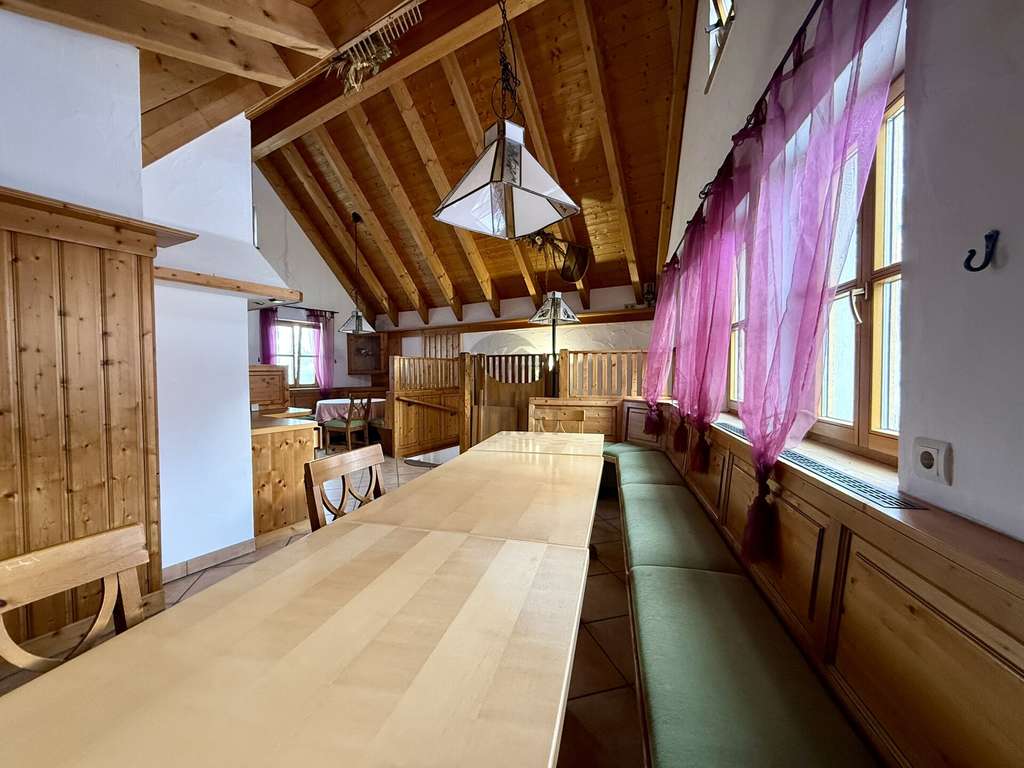 Immobilie in Güntersleben - HANDWERKERTRAUM MIT WERKSTATT, KELLER & GENEHMIGTEM UMBAUPOTENZIAL – WERKZEUG RAUS, ZUKUNFT REIN! - Bild 3