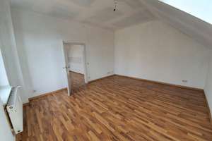 Helle Dachgeschosswohnung mit Klimaanlage – Fauststraße 0, 47137 Untermeiderich, Duisburg – Vorschaubild 9