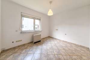 EIN- ODER ZWEIFAMILIENHAUS! 
mit ca. 151 m² Wohnfläche, 590 m² Grundstück, und eine XL-Doppelgarage – Die vollständige Adresse der Immobilie erhältst du vom Anbieter., 65326 Aarbergen – Vorschaubild 5