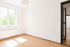 2-Zimmer-Wohnung mit sonnigem Südbalkon nahe Friedrichshain – Die vollständige Adresse der Immobilie erhältst du vom Anbieter., 10365 Lichtenberg (Ortsteil), Berlin – Vorschaubild 6