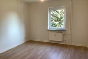 Ihre neue Wohnung: frisch renovierte 2,5-Zimmer-Wohnung, sofort anmietbar! – Grünewaldstr. 16, 23564 Lübeck – Vorschaubild 8
