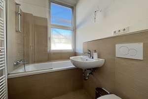*EINZIEHEN UND WOHLFÜHLEN* - 3 ZI & BALKON IM DÜSSELTAL – Grunerstr. 19, 40239 Düsseltal, Düsseldorf – Vorschaubild 4