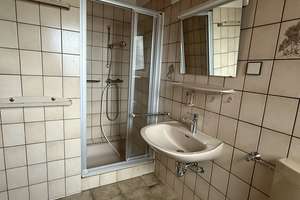 Großzügiges solides Zweifamilienhaus mit 1.000 m² Grundstück und Doppelgarage! – Die vollständige Adresse der Immobilie erhältst du vom Anbieter., 57539 Fürthen – Vorschaubild 11