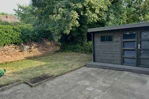 1-Zimmer Wohnung mit großem Garten  