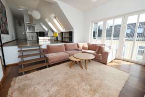 PENTHOUSE MIT GROSSER TERRASSE - AUFZUG & PARKETT - URBANER LIFESTYLE  IM SIMON DACH KIEZ – Simon-Dach-Str. 14, 10245 Friedrichshain, Berlin – Vorschaubild 11