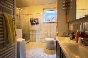 Groß, flexibel, individuell! Großes Einfamilienhaus mit Einliegerwohnung und PV Anlage bei Kassel! – Kassel (Kreis) – Vorschaubild 17