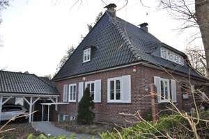 Einzigartige Rotklinker-Villa  in Ohlstedt